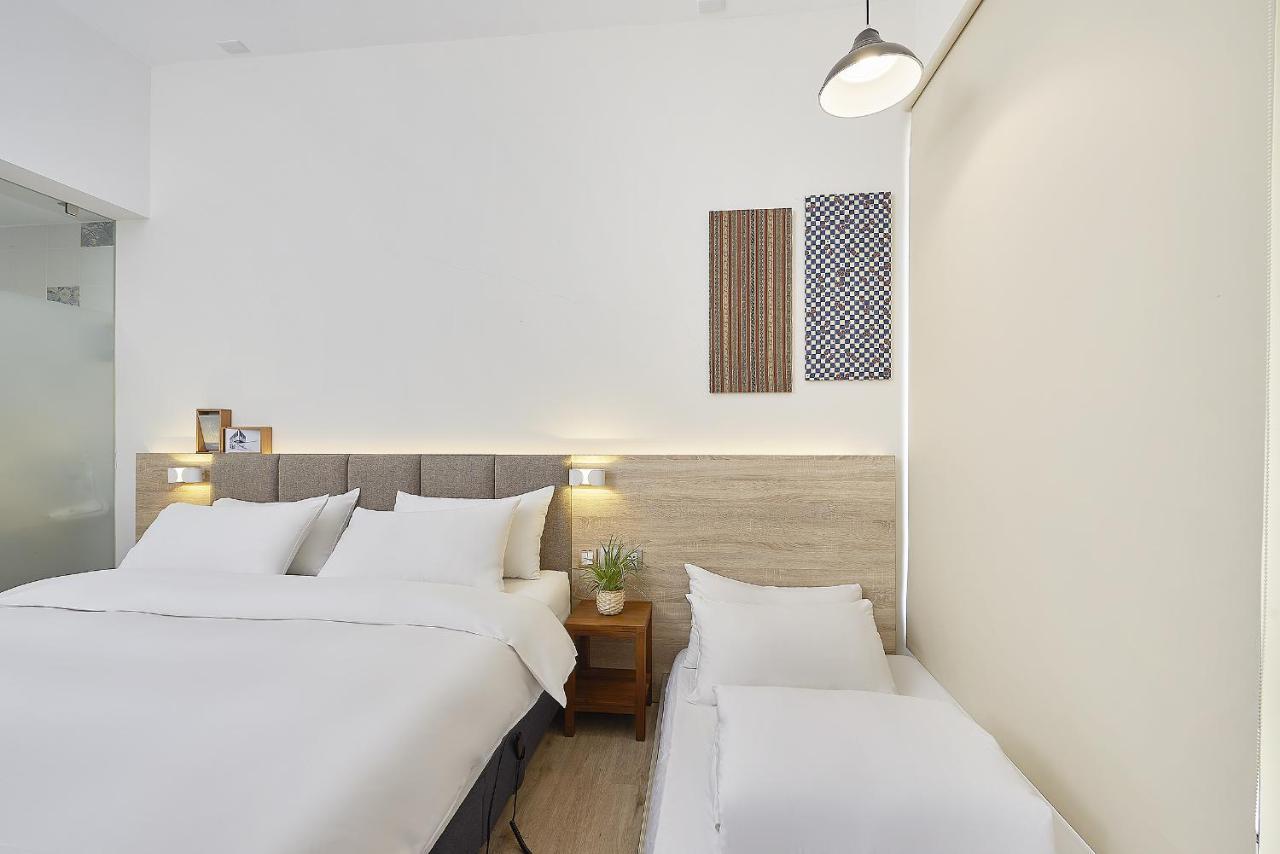 Hotel Z Taichung Extérieur photo